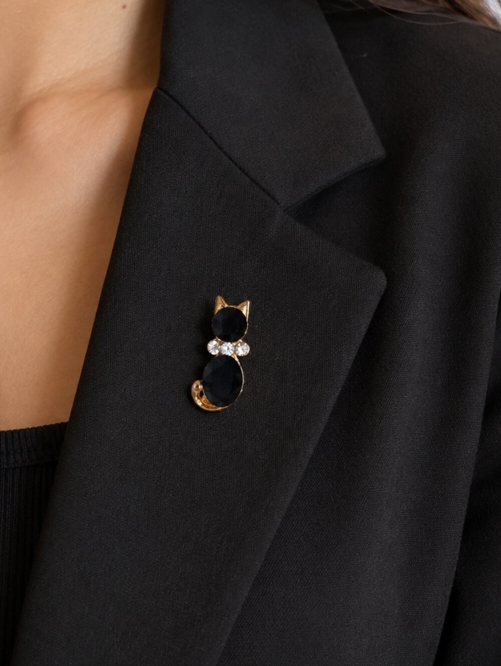 Vintage Gold Tone Black Cat Brooch Pin Rhinestone Collar Mid-Century Scatter Lap